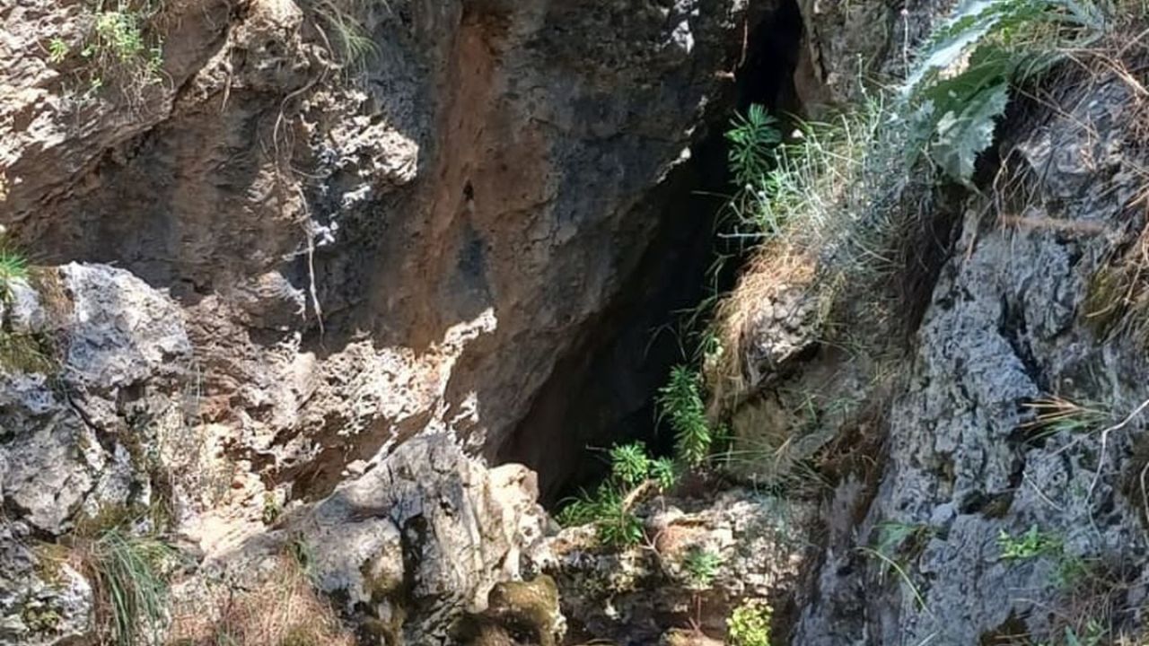 Antalya'da yeni mağara keşfedildi